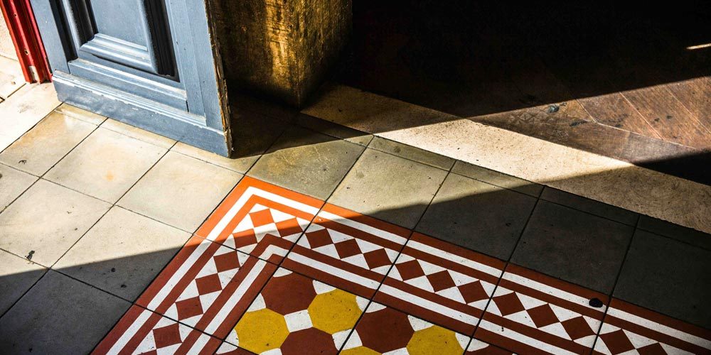 comment-choisir-le-carrelage-ideal-pour-votre-interieur-a-nantes