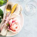 comment-structurer-un-beau-dressage-de-table-en-cinq-etapes-simples comment-structurer-un-beau-dressage-de-table-en-cinq-etapes-simples