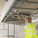 conseils-avises-pour-trouver-un-bon-specialiste-en-isolation-de-plafond