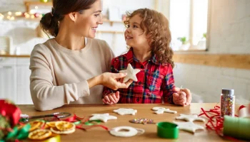 creez-votre-ambiance-de-noel-unique-avec-des-decorations-diy
