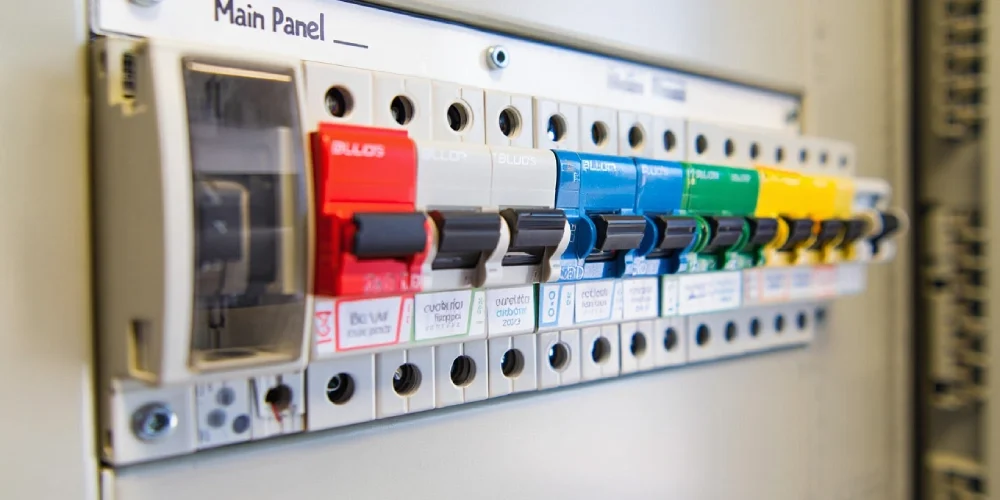 disjoncteur-saute-mais-pas-fusible