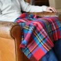 pourquoi-choisir-un-plaid-prenom-personnalise-pour-son-interieur