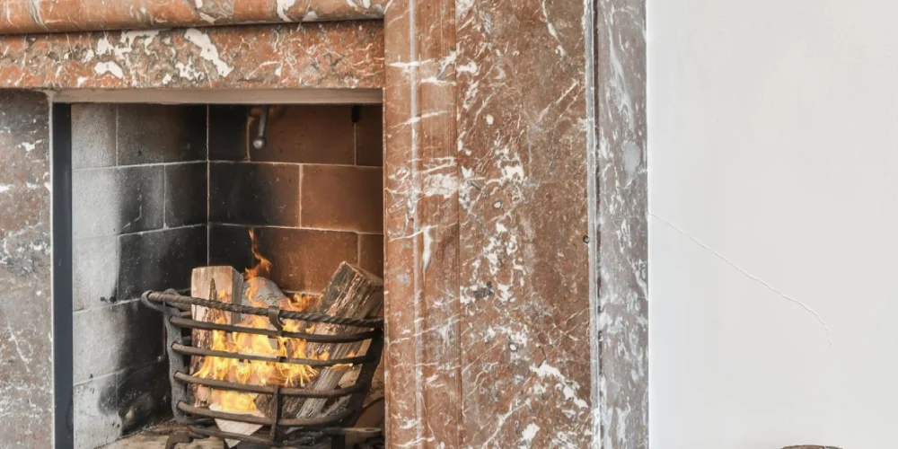 pourquoi-choisir-une-cheminee-ancienne-pour-votre-maison