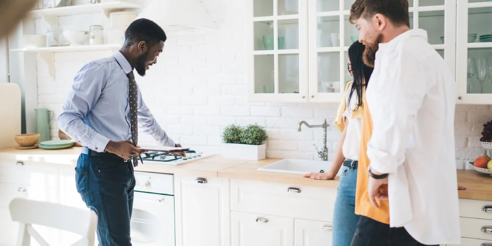 quelle-formation-pour-devenir-agent-immobilier-le-guide-complet-2025
